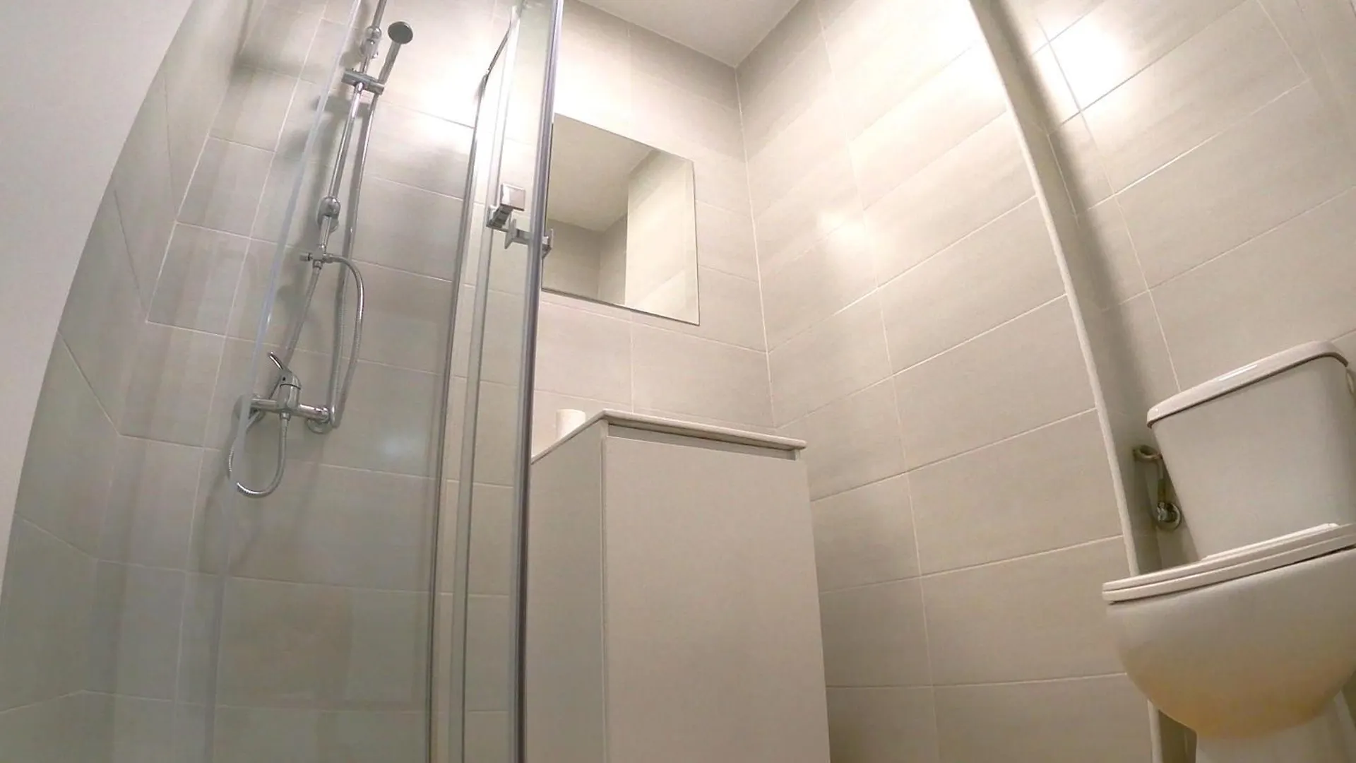 Apartment Large Functional Apartment! Seville